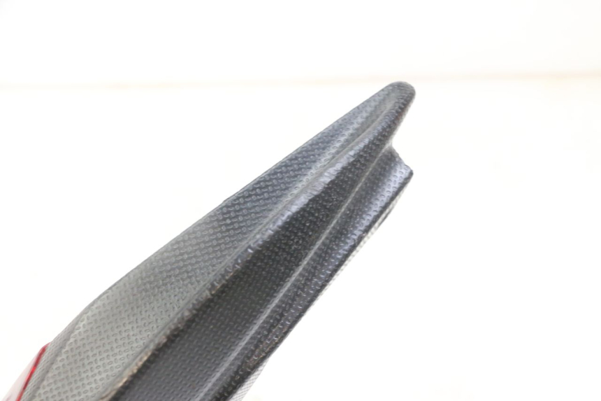 photo de FANALE POSTERIORE PIAGGIO ZIP 4T 50 (2018 - 2020) - Altra angolazione