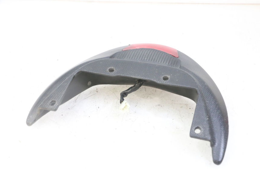 photo de FANALE POSTERIORE PIAGGIO ZIP 4T 50 (2018 - 2020) - Primo piano tecnico