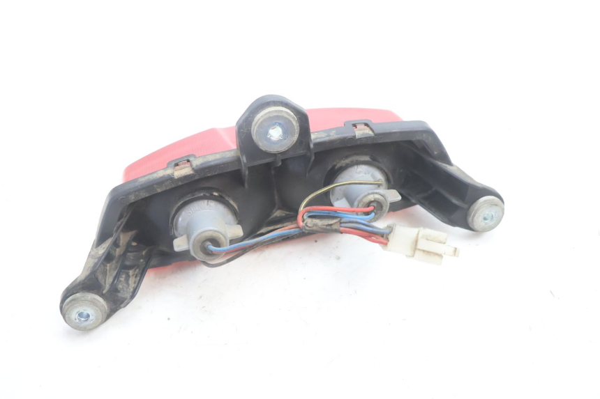 photo de FANALE POSTERIORE KAWASAKI ZX-6R ZX6R 600 (1995 - 1997) - Primo piano tecnico