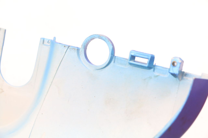 photo de PARAFANGO POSTERIORE DESTRO KYMCO AGILITY 4T 50 (2018 - 2022) - Primo piano tecnico