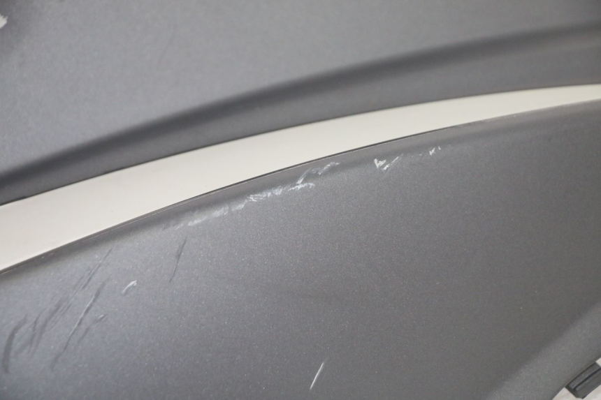 photo de PARAFANGO POSTERIORE DESTRO KYMCO AGILITY 4T 50 (2018 - 2022) - Primo piano tecnico