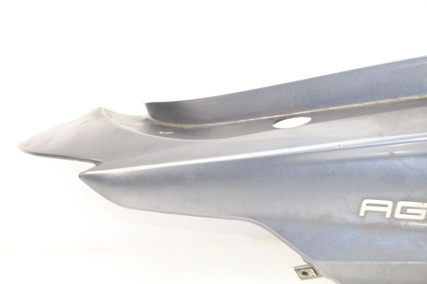 photo de PARAFANGO POSTERIORE DESTRO KYMCO AGILITY CITY 2T 50 (2008 - 2016) - Marcature e riferimenti originali