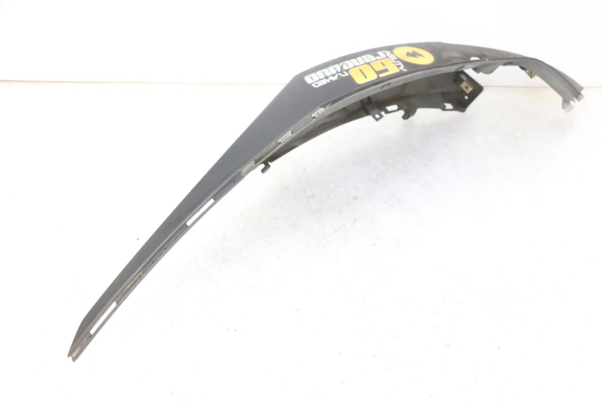 photo de CARENA POSTERIORE DESTRA KYMCO AGILITY NAKED RENOUVO 2T 50 (2011 - 2018) - Stato della superficie e materiale