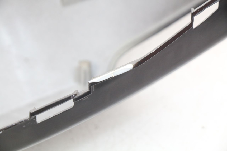 photo de PARAFANGO POSTERIORE DESTRO KYMCO AGILITY RS 2T 50 (2009 - 2013) - Zoom sullo stato d'uso