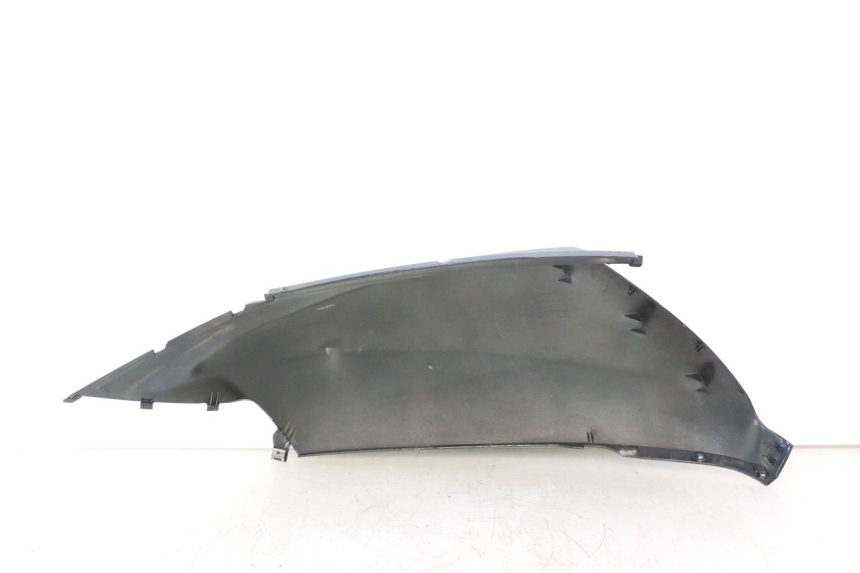 photo de PARAFANGO POSTERIORE DESTRO APRILIA ATLANTIC S 125 (2010 - 2013) - Altra vista dell'articolo