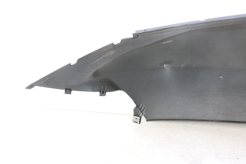 photo de PARAFANGO POSTERIORE DESTRO APRILIA ATLANTIC S 125 (2010 - 2013) - Caratteristiche distintive