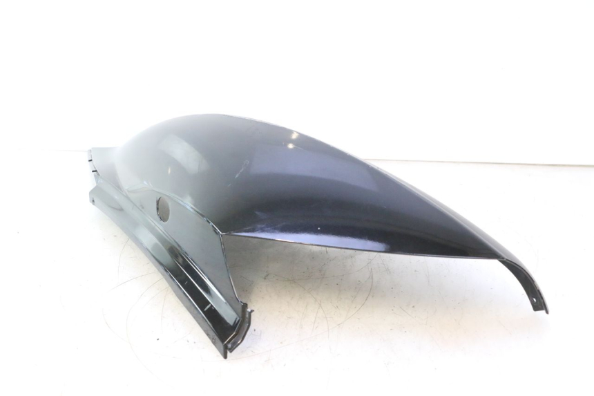 photo de PARAFANGO POSTERIORE DESTRO APRILIA ATLANTIC S 125 (2010 - 2013) - Stato della superficie e materiale