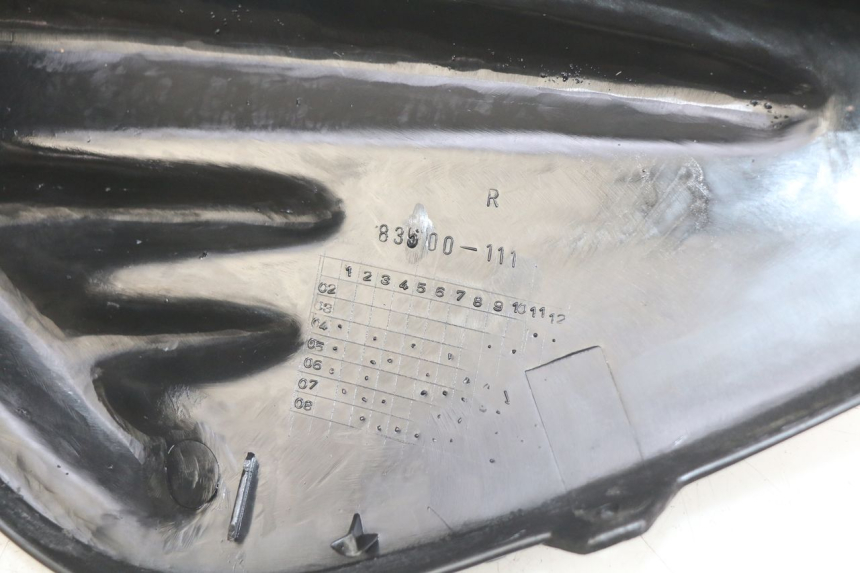 photo de FLANC POSTERIORE DESTRO MBK BOOSTER NEXT GENERATION 50 (1995 - 1998) - Zoom sullo stato d'uso