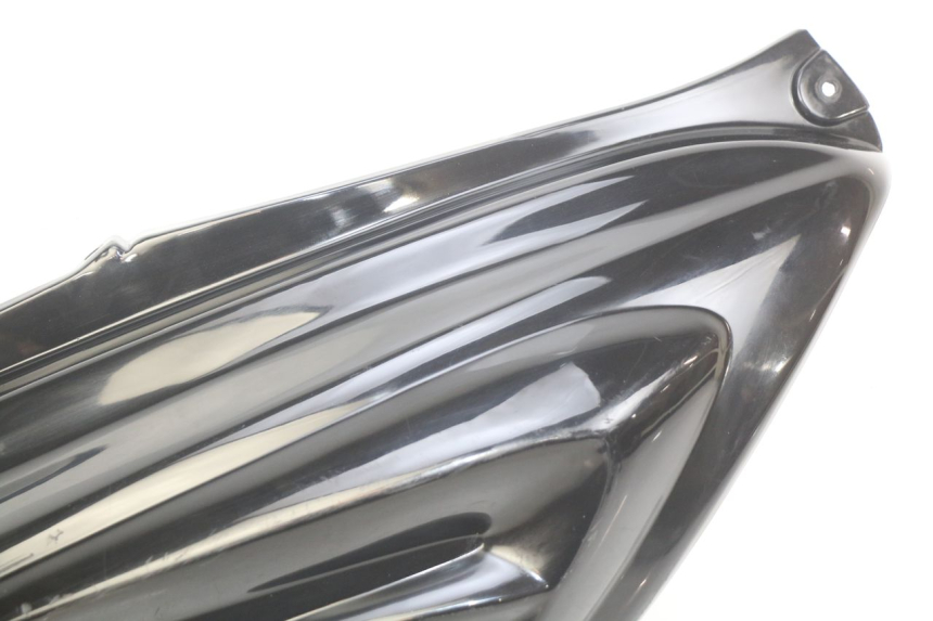 photo de FLANC POSTERIORE DESTRO MBK BOOSTER NEXT GENERATION 50 (1995 - 1998) - Stato della superficie e materiale