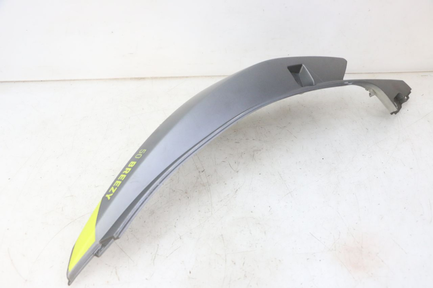 photo de CARENA POSTERIORE DESTRA MOTRON BREEZY 4T 50 (2021 - 2025) - Dettagli dei punti di fissaggio