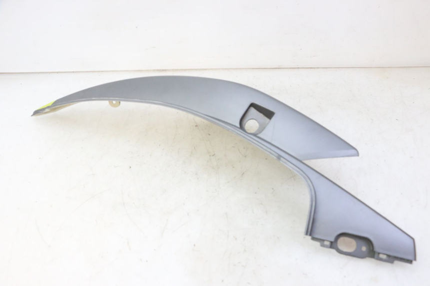 photo de CARENA POSTERIORE DESTRA MOTRON BREEZY 4T 50 (2021 - 2025) - Stato della superficie e materiale