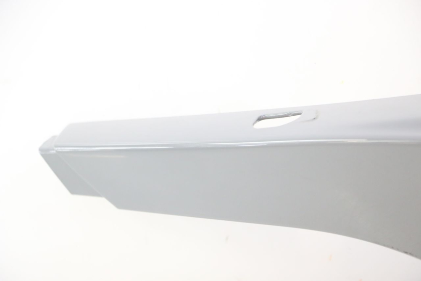photo de CARENA POSTERIORE DESTRA BMW C SPORT 650 (2015 - 2021) - Primo piano ad alta risoluzione