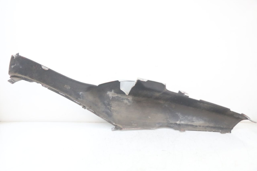 photo de PARAFANGO POSTERIORE DESTRO BMW C1 125 (2000 - 2003) - Stato della superficie e materiale