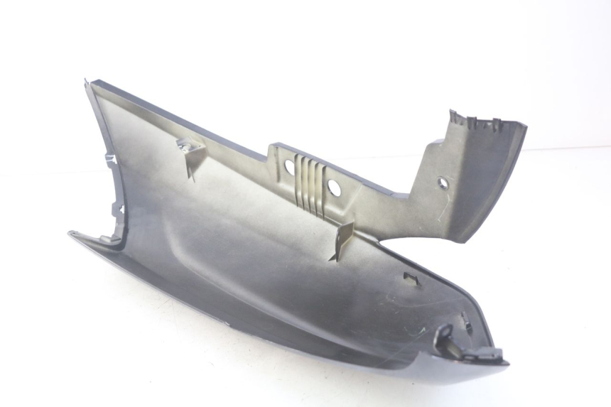 photo de PARAFANGO POSTERIORE DESTRO PEUGEOT CITYSTAR 125 (2011 - 2017) - Dettaglio del componente