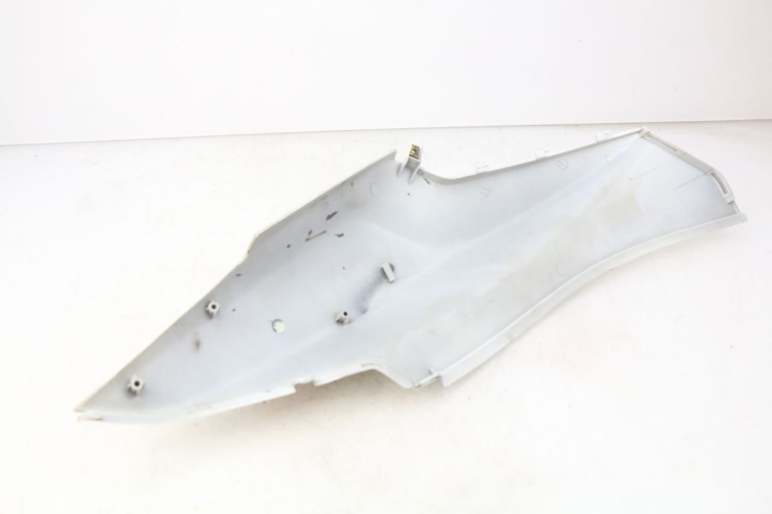 photo de PARAFANGO POSTERIORE DESTRO SYM CROX 4T 50 (2016 - 2023) - Dettaglio del componente