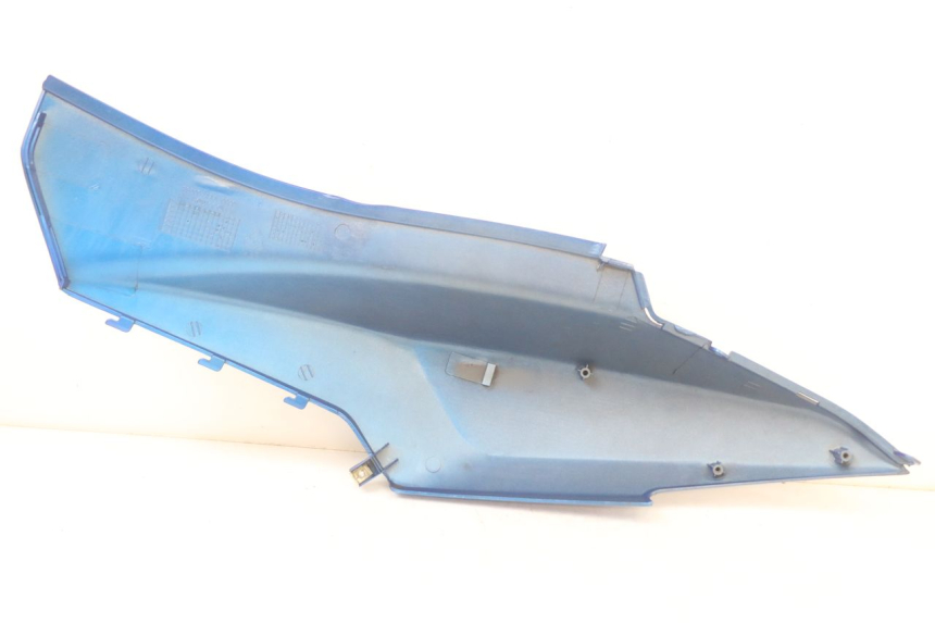 photo de PARAFANGO POSTERIORE DESTRO SYM CROX 4T 50 (2016 - 2023) - Primo piano tecnico