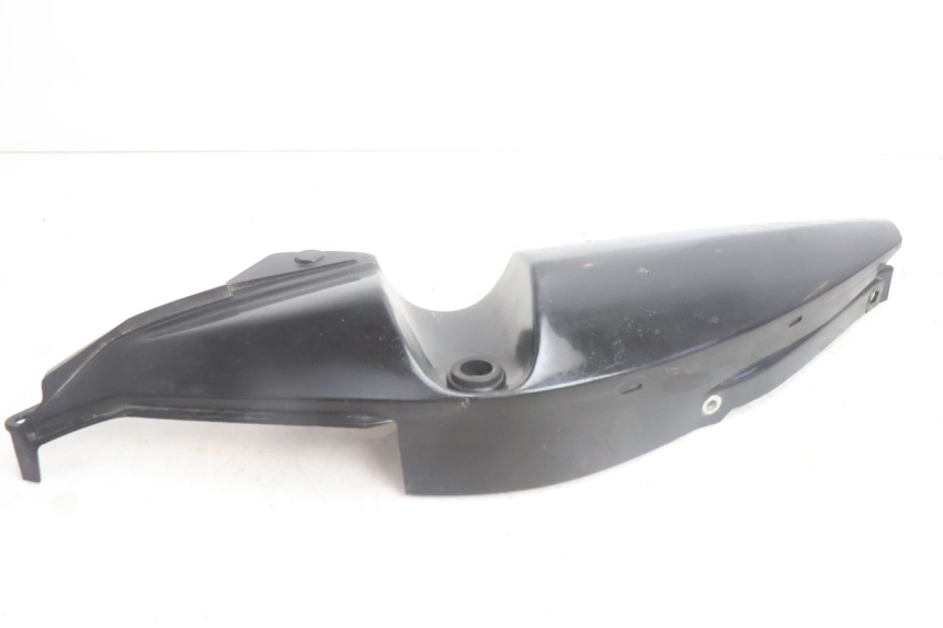 photo de PARAFANGO POSTERIORE DESTRO MBK DAKOTA 50 (2003 - 2008) - Primo piano tecnico