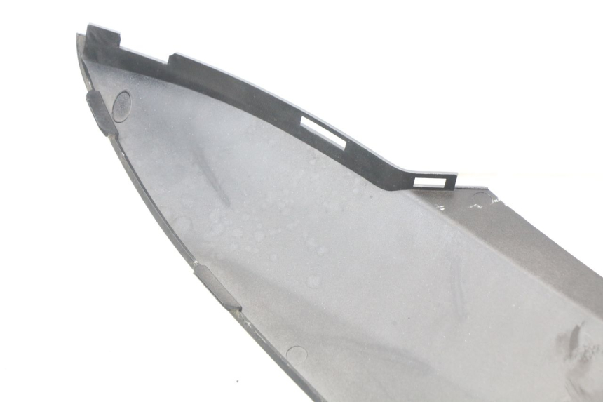 photo de FLANC POSTERIORE DESTRO KYMCO DINK 4T 50 (2007 - 2018) - Primo piano tecnico