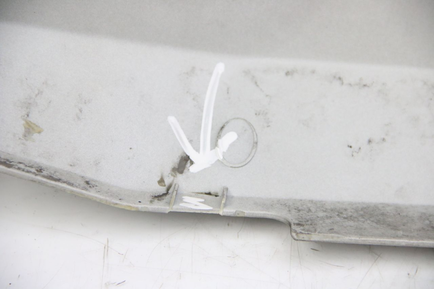 photo de PARAFANGO POSTERIORE DESTRO KYMCO DINK STREET 125 (2009 - 2014) - Zoom sui componenti