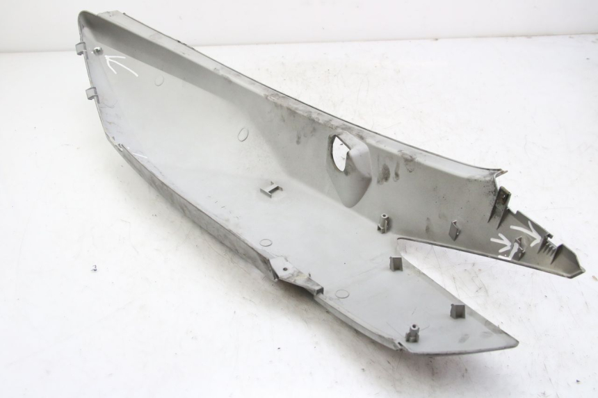 photo de PARAFANGO POSTERIORE DESTRO KYMCO DINK STREET 125 (2009 - 2014) - Marcature e riferimenti originali