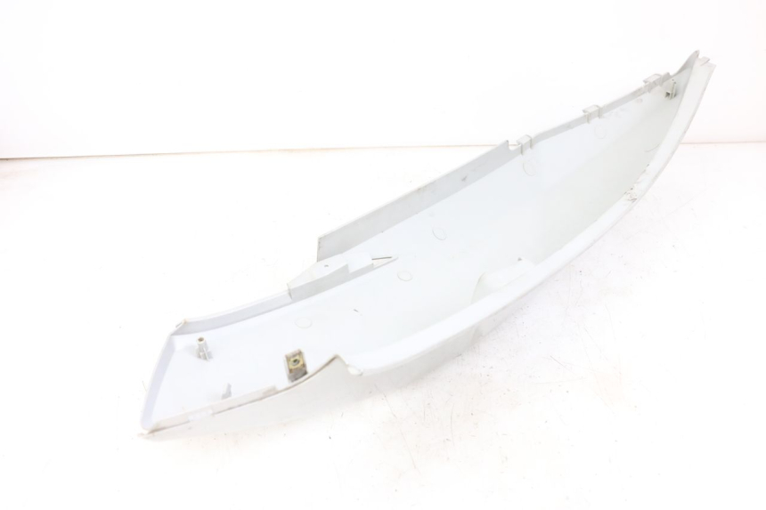 photo de PARAFANGO POSTERIORE DESTRO KYMCO DINK STREET 125 (2009 - 2014) - Altra angolazione