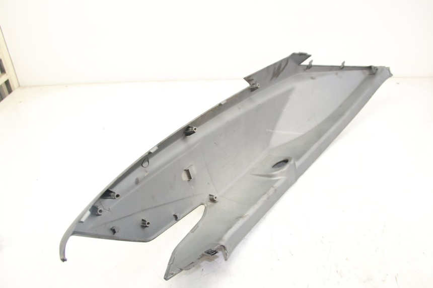 photo de PARAFANGO POSTERIORE DESTRO KYMCO DOWNTOWN ABS 125 (2015 - 2017) - Vista d'insieme del prodotto