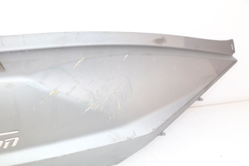 photo de PARAFANGO POSTERIORE DESTRO KYMCO DOWNTOWN ABS 125 (2015 - 2017) - Ricambio usato controllato