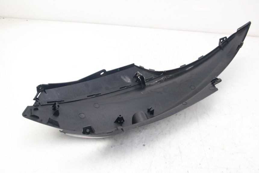 photo de PARAFANGO POSTERIORE DESTRO YAMAHA D'ELIGHT DELIGHT 125 (2017 - 2020) - Vista d'insieme del prodotto