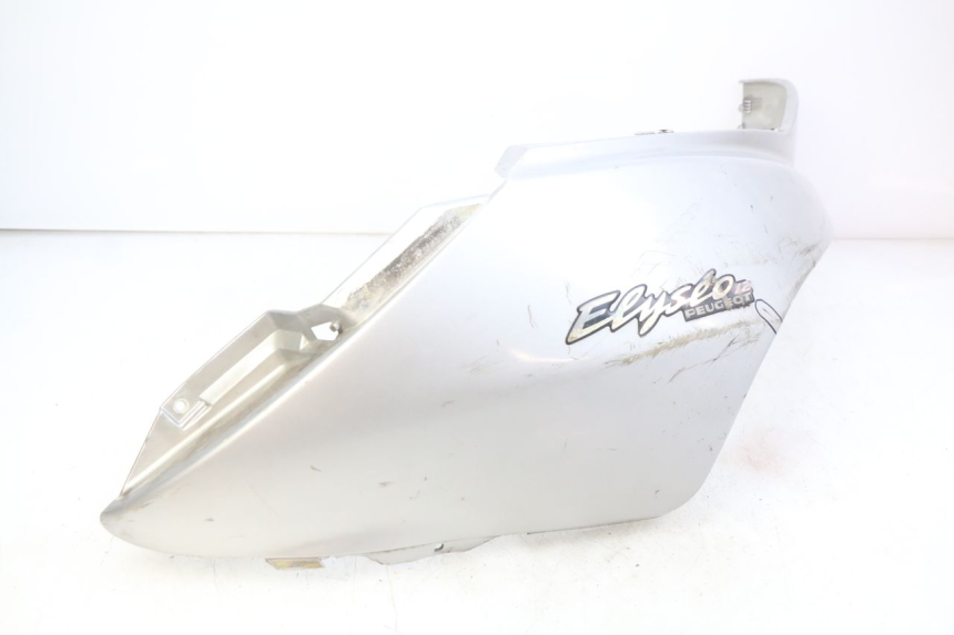 photo de PARAFANGO POSTERIORE DESTRO PEUGEOT ELYSEO 125 (1999 - 2004) - Ricambio usato controllato