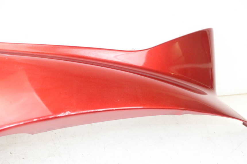 photo de CARENA POSTERIORE DESTRA PEUGEOT ELYSTAR 125 (2002 - 2007) - Caratteristiche distintive