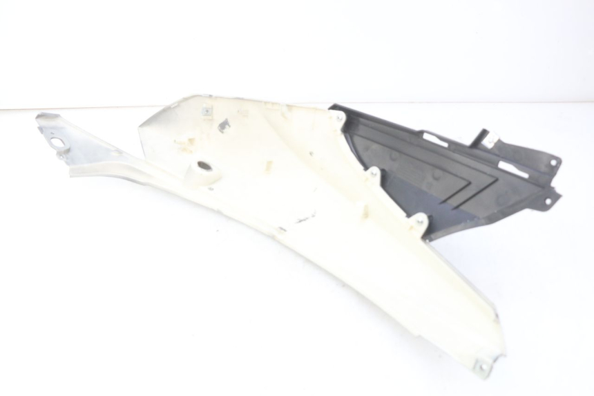 photo de PARAFANGO POSTERIORE DESTRO JM MOTORS EVOLIS 4T 50 (2018 - 2022) - Zoom sullo stato d'uso