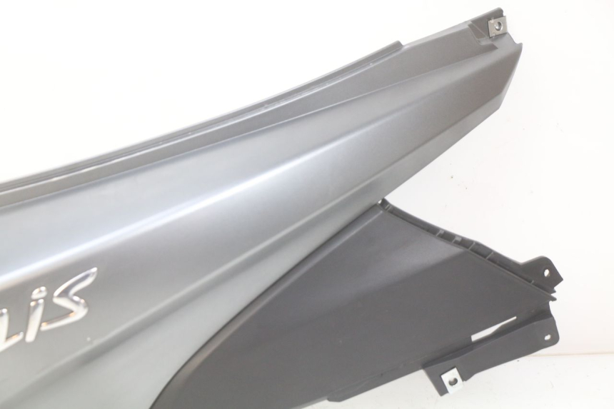 photo de PARAFANGO POSTERIORE DESTRO JM MOTORS EVOLIS 4T 50 (2018 - 2022) - Stato della superficie e materiale