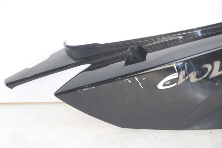 photo de PARAFANGO POSTERIORE DESTRO JM MOTORS EVOLIS 4T 50 (2018 - 2022) - Caratteristiche distintive