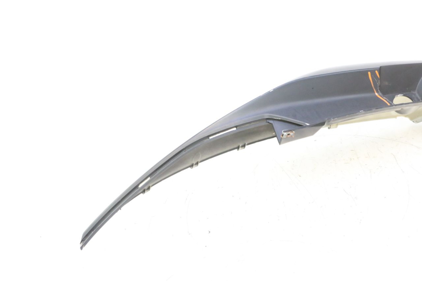 photo de CARENA POSTERIORE DESTRA JM MOTORS F45i 4T 50 (2020 - 2023) - Primo piano tecnico