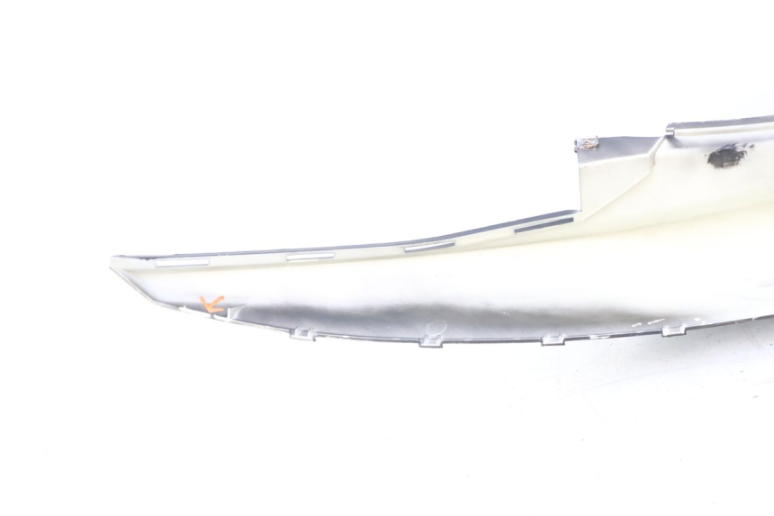 photo de CARENA POSTERIORE DESTRA JM MOTORS F45i 4T 50 (2020 - 2023) - Ricambio usato controllato
