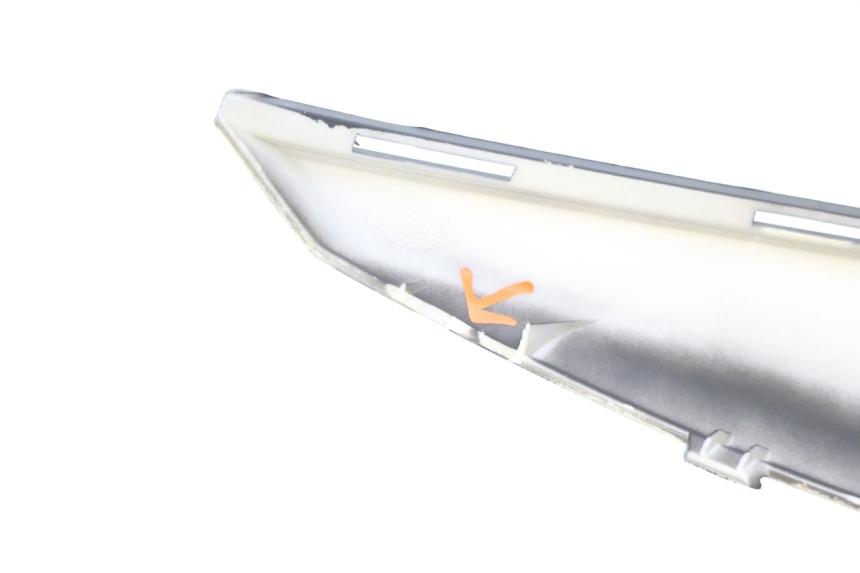 photo de CARENA POSTERIORE DESTRA JM MOTORS F45i 4T 50 (2020 - 2023) - Marcature e riferimenti originali