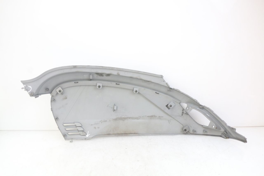 photo de PARAFANGO POSTERIORE DESTRO SYM FIDDLE 3 III 125 (2014 - 2020) - Marcature e riferimenti originali