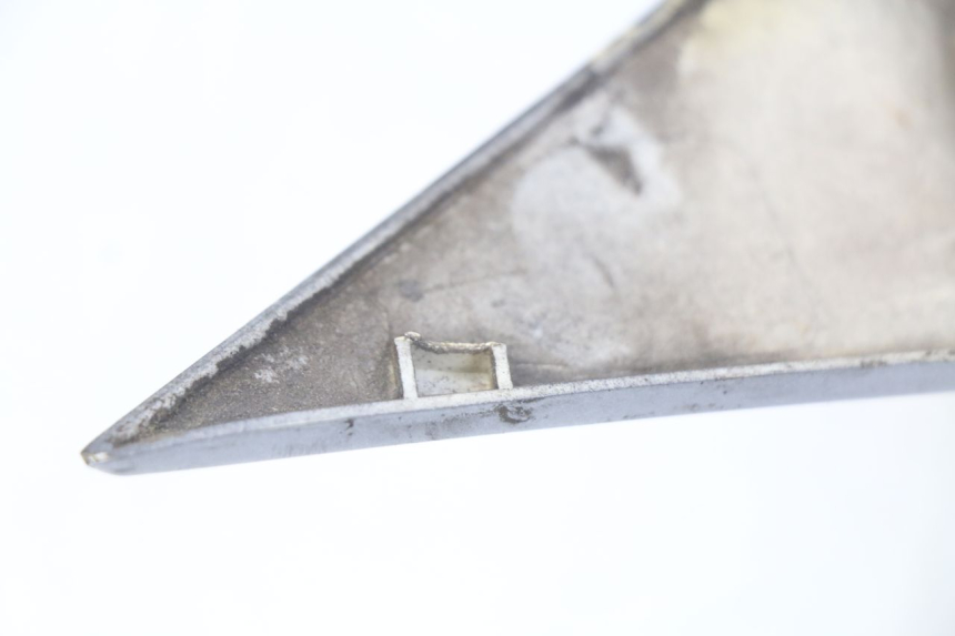 photo de PARAFANGO POSTERIORE DESTRO HONDA FJS SILVERWING SILVER WING 400 (2009 - 2016) - Stato della superficie e materiale