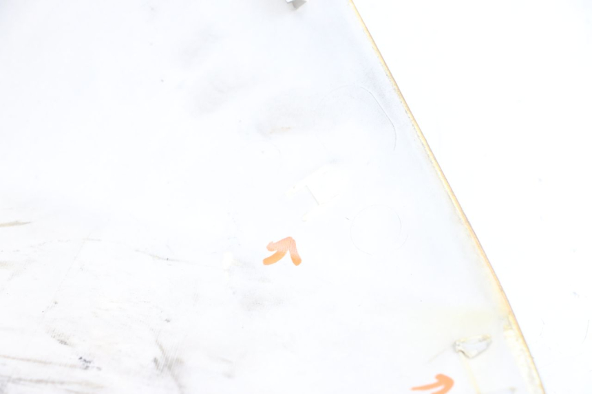 photo de CARENA POSTERIORE DESTRA HONDA FJS SILVERWING SILVER WING 600 (2001 - 2010) - Primo piano tecnico