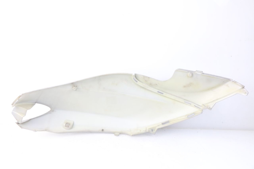 photo de PARAFANGO POSTERIORE DESTRO PIAGGIO FLY 2T 50 (2004 - 2017) - Altra angolazione