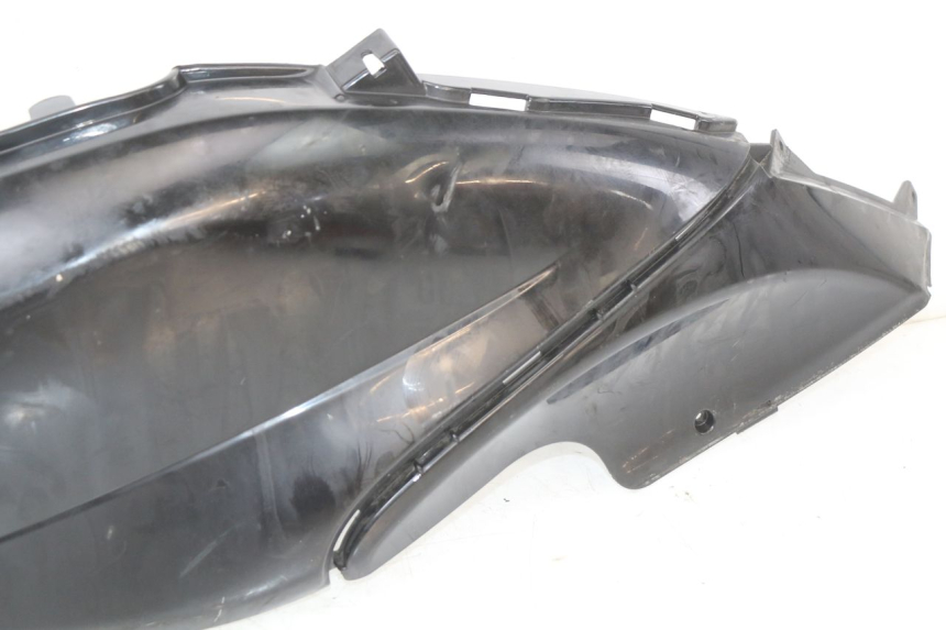 photo de PARAFANGO POSTERIORE DESTRO PIAGGIO FLY 2T 50 (2004 - 2017) - Zoom sullo stato d'uso