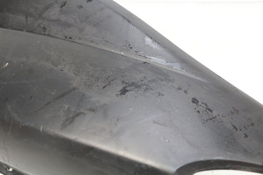 photo de PARAFANGO POSTERIORE DESTRO PIAGGIO FLY 125 (2005 - 2012) - Primo piano tecnico