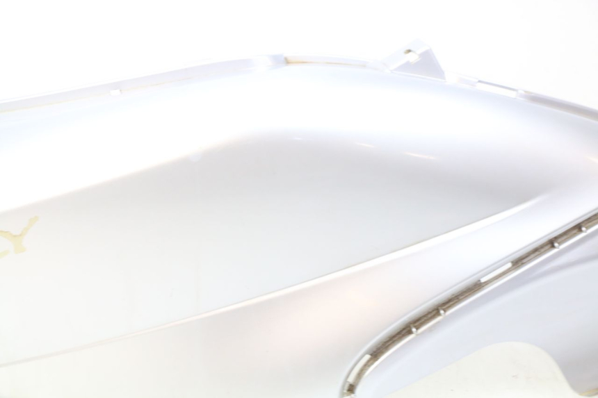 photo de PARAFANGO POSTERIORE DESTRO PIAGGIO FLY 100 (2006 - 2010) - Marcature e riferimenti originali