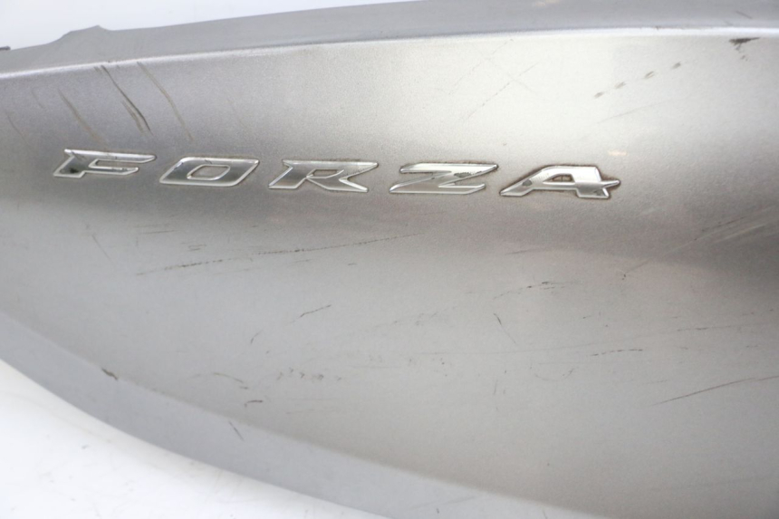 photo de CARENA POSTERIORE DESTRA HONDA FORZA ABS 300 (2013 - 2017) - Foto prodotto supplementare