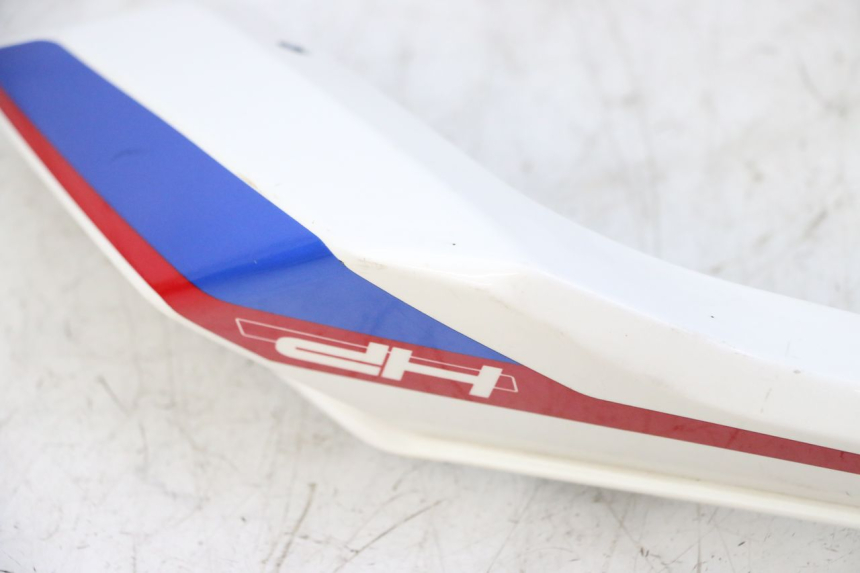 photo de CARENA POSTERIORE DESTRA BMW G310 R 310 (2016 - 2020) - Dettagli dei punti di fissaggio