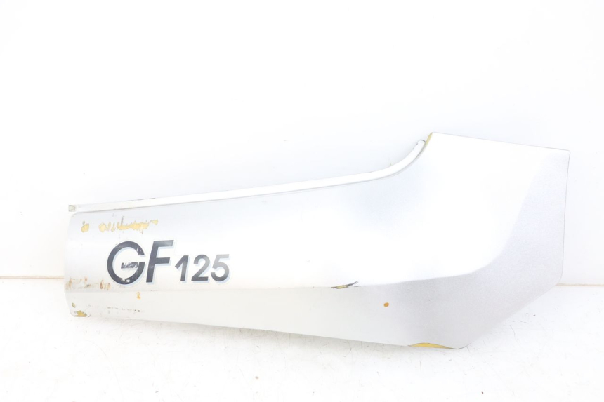 photo de CARENA POSTERIORE DESTRA HYOSUNG GF 125 (2001 - 2005) - Vista principale