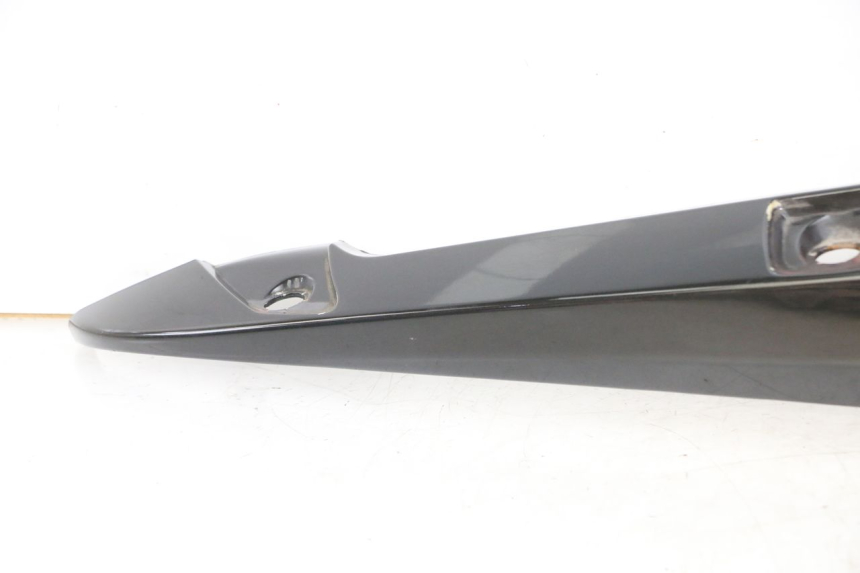 photo de CARENA POSTERIORE DESTRA GILERA NEXUS 300 (2008 - 2013) - Altra vista dell'articolo