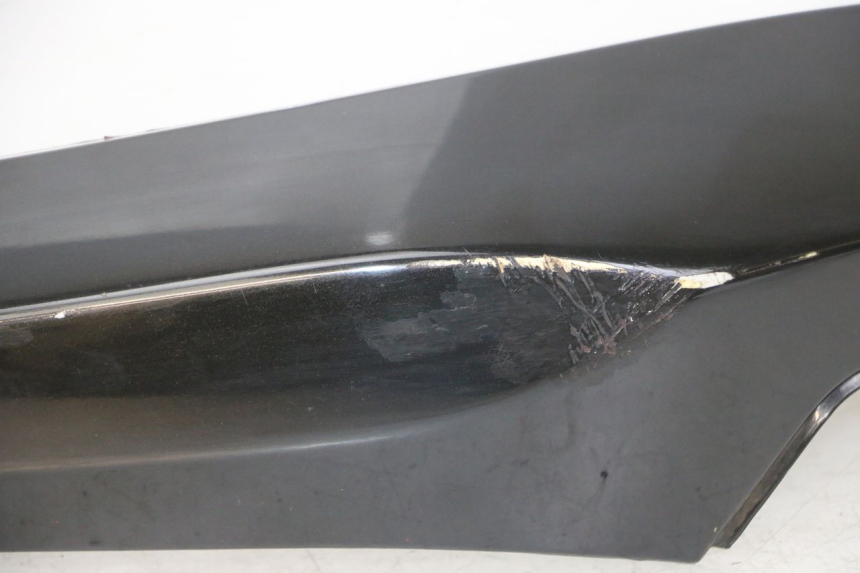 photo de CARENA POSTERIORE DESTRA GILERA NEXUS 300 (2008 - 2013) - Caratteristiche distintive