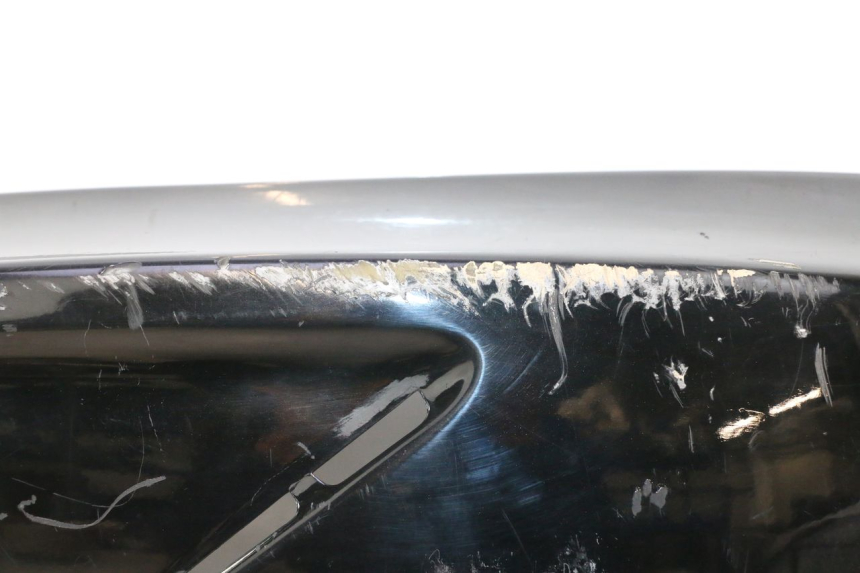 photo de CARENA POSTERIORE DESTRA GILERA GP 800 (2007 - 2013) - Zoom sullo stato d'uso
