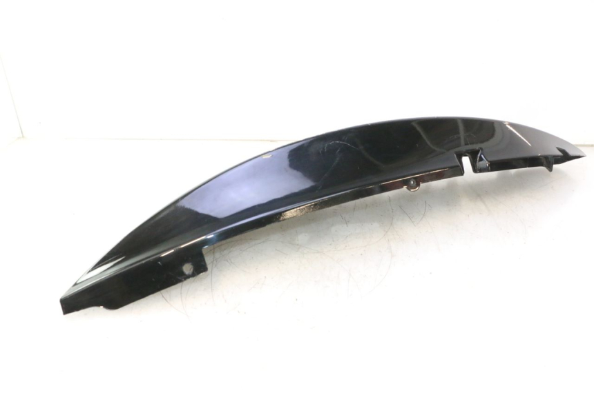photo de CARENA POSTERIORE DESTRA GILERA GP 800 (2007 - 2013) - Ricambio usato controllato